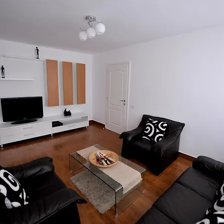 Rainbow Apartment *